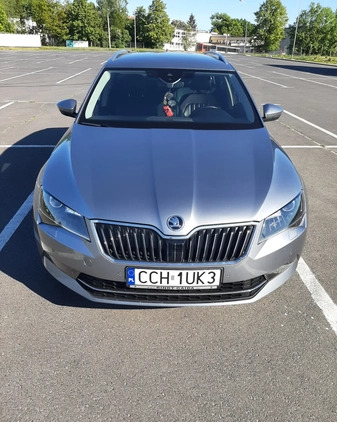 Skoda Superb cena 64000 przebieg: 279000, rok produkcji 2016 z Wrocław małe 37